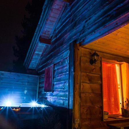 La Cabane A L'Oree Des Bornes Évires Exterior foto