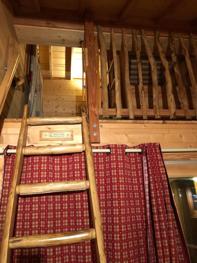 La Cabane A L'Oree Des Bornes Évires Exterior foto